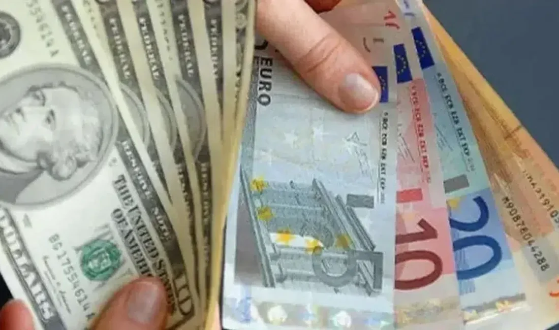 Döviz kurlarında yaşanan hareketlilik serbest piyasada dolar ve euro fiyatlarını