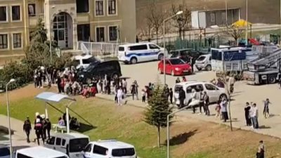 Siirt’in Veyselkarani Mahallesi’nde bir sitede yaşanan yüksek aidat gerginliği, WhatsApp