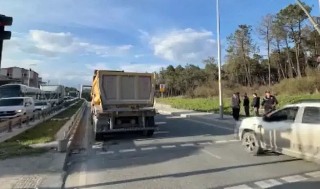 İstanbul Arnavutköy’de yolun karşısına geçmeye çalışırken yeşil ışığın yanmasıyla hareket