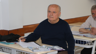 Samsun’da yaşayan 74 yaşındaki Ahmet Çilek, İngiltere’de yaşayan ve çok