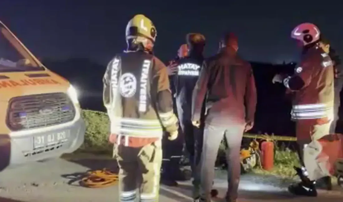 Hatay’ın Payas ilçesinde gece saatlerinde meydana gelen korkunç motosiklet kazası
