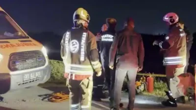 Hatay’ın Payas ilçesinde gece saatlerinde meydana gelen korkunç motosiklet kazası