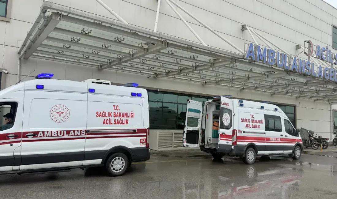 Mersin’in Tarsus ilçesinde yedikleri çiğ köftenin ardından aniden rahatsızlanan 3