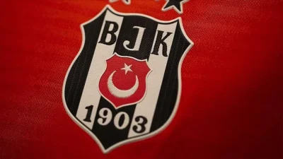 Beşiktaş Jimnastik Kulübü’nün merakla beklenen Divan Kurulu toplantısı gerçekleştirilirken camianın