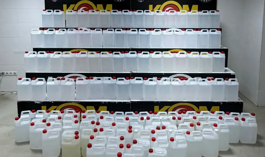 Adana Emniyet Müdürlüğü ekiplerinin titiz takibi sonucunda gerçekleştirilen operasyonda piyasaya