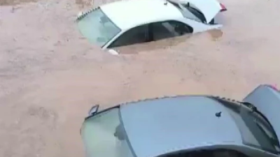 Siirt’in Kurtalan ilçesinde dün akşam saatlerinden itibaren etkili olan şiddetli