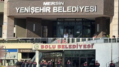 CHP’li Mersin Yenişehir ve Bolu Belediyelerine yönelik sabah saatlerinde eş