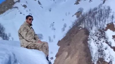 Bingöl’ün Yedisu ilçesinde vatan nöbeti tutan güvenlik korucusu İsmail Hakkı