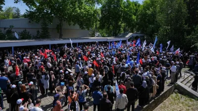 Şanlıurfa ve Kahramanmaraş’ta yaşanan okul saldırılarının ardından eğitim dünyası adeta