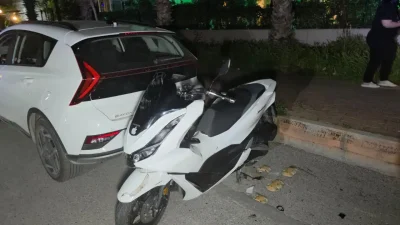 Antalya’nın Konyaaltı ilçesinde meydana gelen ve iki motosikletin karıştığı şiddetli