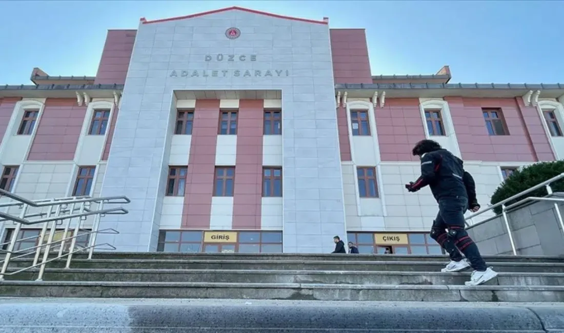 Düzce merkezli 3 ilde terör örgütü DEAŞ’a yönelik düzenlenen eş