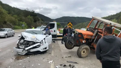 Kırıkkale’de akşam saatlerinde Çevrealtı Caddesi’nde meydana gelen dehşet verici kazada