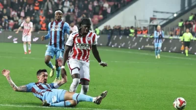 Ziraat Türkiye Kupası çeyrek finalinde Karadeniz derbisi heyecanı yaşanırken, Trabzonspor