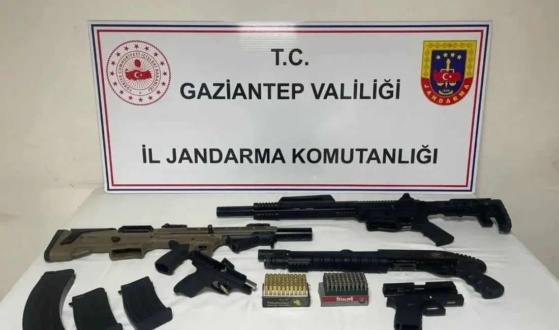 Gaziantep’te silah kaçakçılarına ve ruhsatsız silah taşıyan şahıslara yönelik düzenlenen