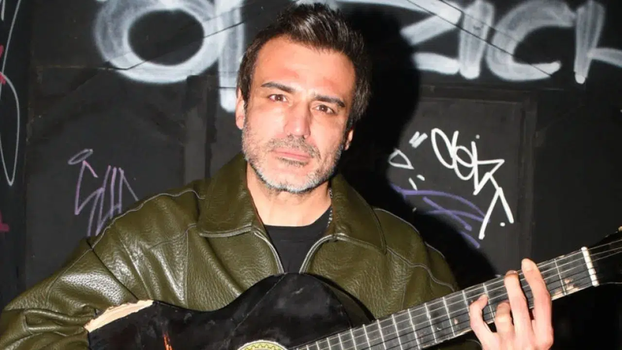 Bir döneme damga vuran ve Popstar yarışmasıyla milyonların sevgisini kazanan