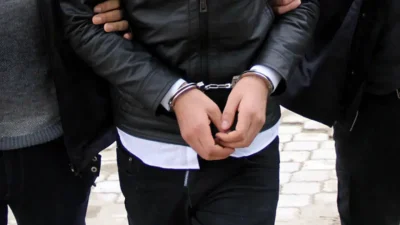 Kahramanmaraş’ta jandarma ekiplerinin titizlikle yürüttüğü uyuşturucu operasyonunda çok sayıda yasaklı