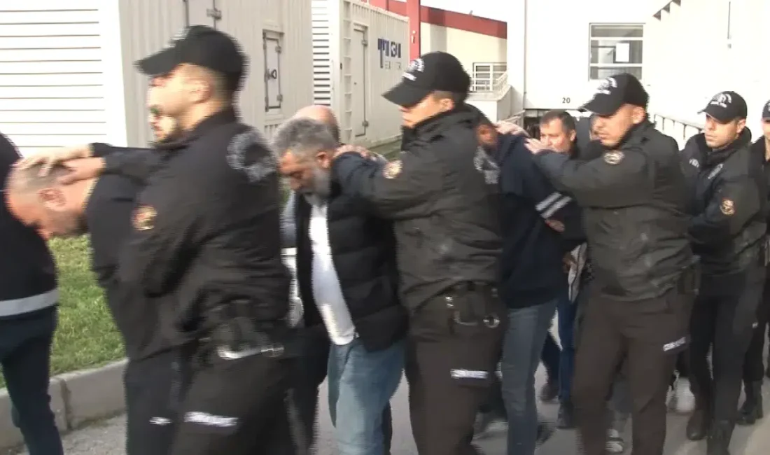 Adana merkezli 8 ilde gerçekleştirilen dev operasyonun ardından “Bayğaralar” organize