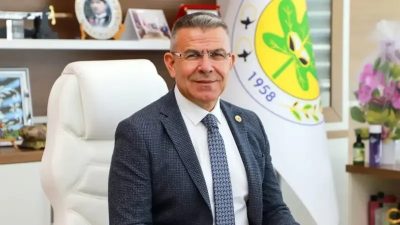 Aydın’ın Köşk ilçesinde yerel siyasetin gündemi bir anda hareketlendi. AK