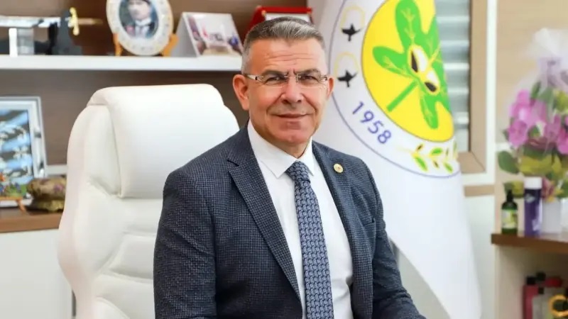 Aydın’ın Köşk ilçesinde yerel siyasetin gündemi bir anda hareketlendi. AK