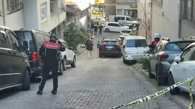 İstanbul Kağıthane’de bir parkta şüphelileri durdurmak amacıyla polisin havaya açtığı