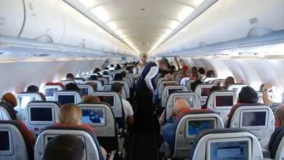 İstanbul Sabiha Gökçen Havalimanı’nda uçağa binen bir yolcunun yaptığı canlı