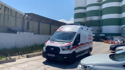 Kocaeli’de bulunan Toprak Mahsulleri Ofisi silolarında çalışma yürüten bir işçi,