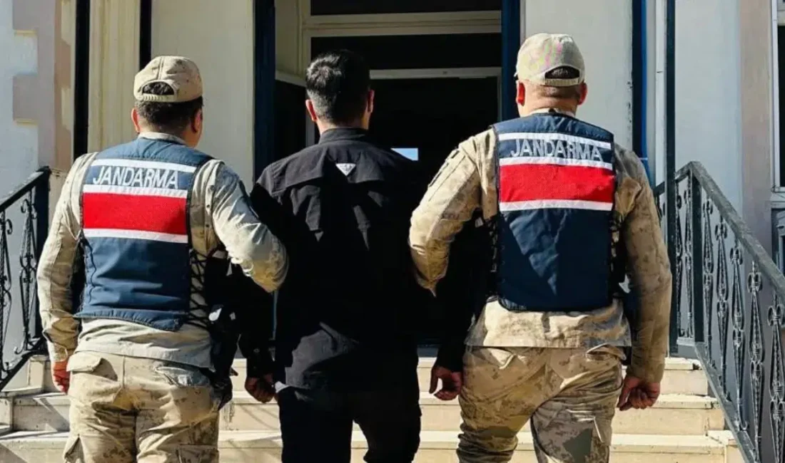 Şanlıurfa’nın Karaköprü ilçesinde jandarma ekiplerinin gerçekleştirdiği titiz operasyon sonucunda, dolandırıcılık