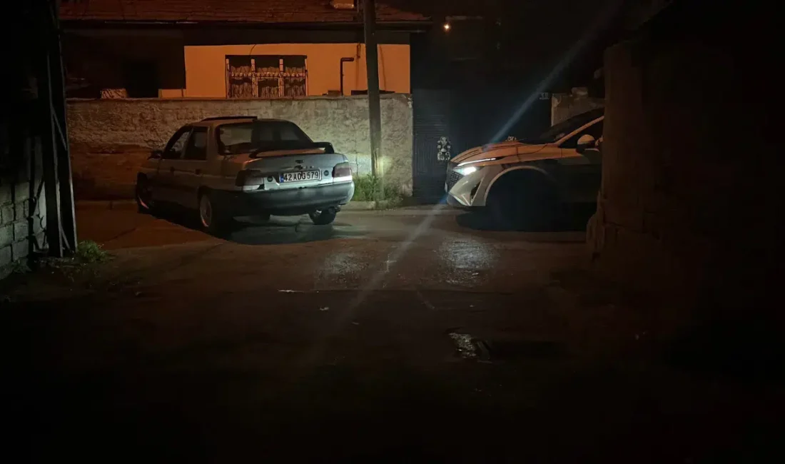 Konya’da polisin “dur” ihtarına uymayarak ters yönde ilerleyen ve polis