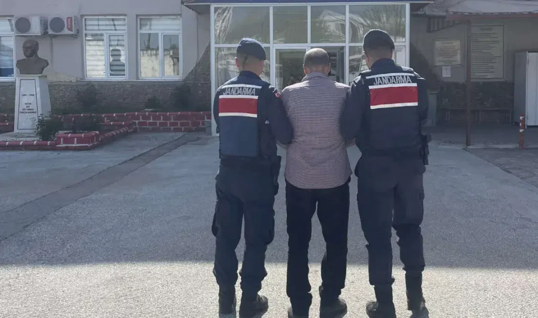 Aydın’ın Nazilli ilçesinde jandarma ekiplerinin gerçekleştirdiği titiz denetimler sonucunda, hakkında