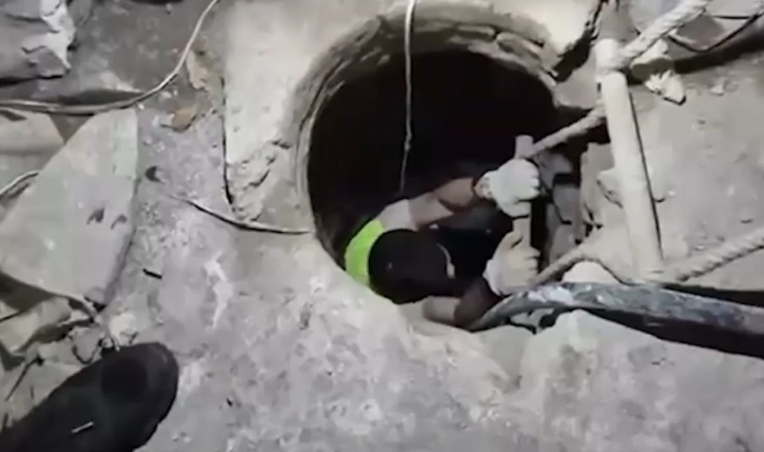 İstanbul Fatih’te arkeolojik sit alanında bulunan iki katlı ahşap bir