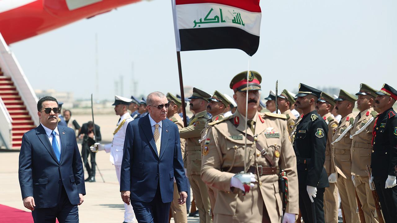 Arab News: Türkiye'den aktif tarafsızlık ve stratejik denge