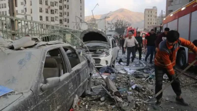 İran Yol ve Şehircilik Bakanı Ferzane Sadık, ABD ve İsrail