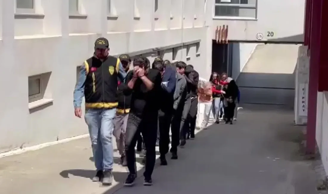 Adana Emniyet Müdürlüğü ekiplerinin spa ve masaj salonlarına yönelik gerçekleştirdiği