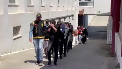 Adana Emniyet Müdürlüğü ekiplerinin spa ve masaj salonlarına yönelik gerçekleştirdiği