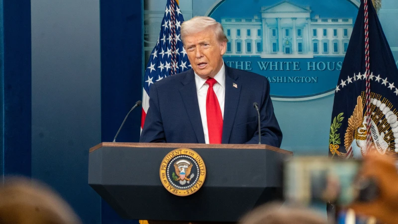 Middle East Eye: Batı, dünya için distopik bir dönemi nasıl başlattı?