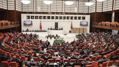 Türkiye Büyük Millet Meclisi Genel Kurulunda grup başkanvekillerinin sert açıklamalarıyla