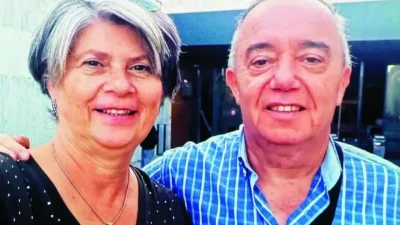 Çanakkale’de yaşayan emekli öğretmen Ferruh Argüden’in evinden yükselen silah sesleri