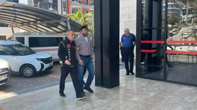 Antalya’nın Alanya ilçesinde sosyal medya üzerinden gerçekleştirdiği paylaşımlarla halkı kin