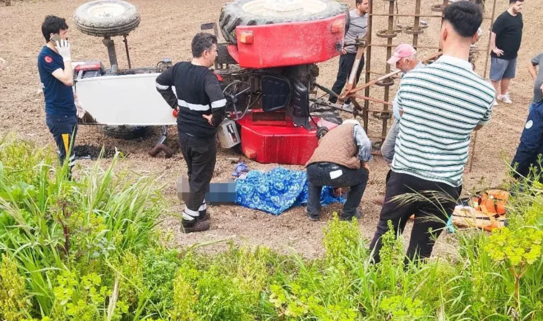 Sakarya’nın Adapazarı ilçesinde tarlasında çalışırken devrilen traktörün altında kalan 59