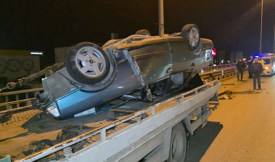 Antalya’da kontrolden çıkan bir otomobilin seyir halindeki kamyona çarpıp takla
