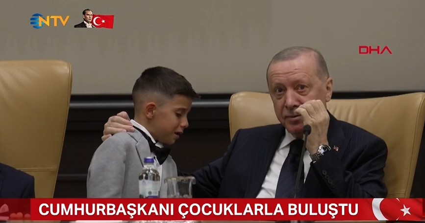 Cumhurbaşkanı Recep Tayyip Erdoğan, Beştepe’de çocuklarla bir araya gelerek hafızalardan