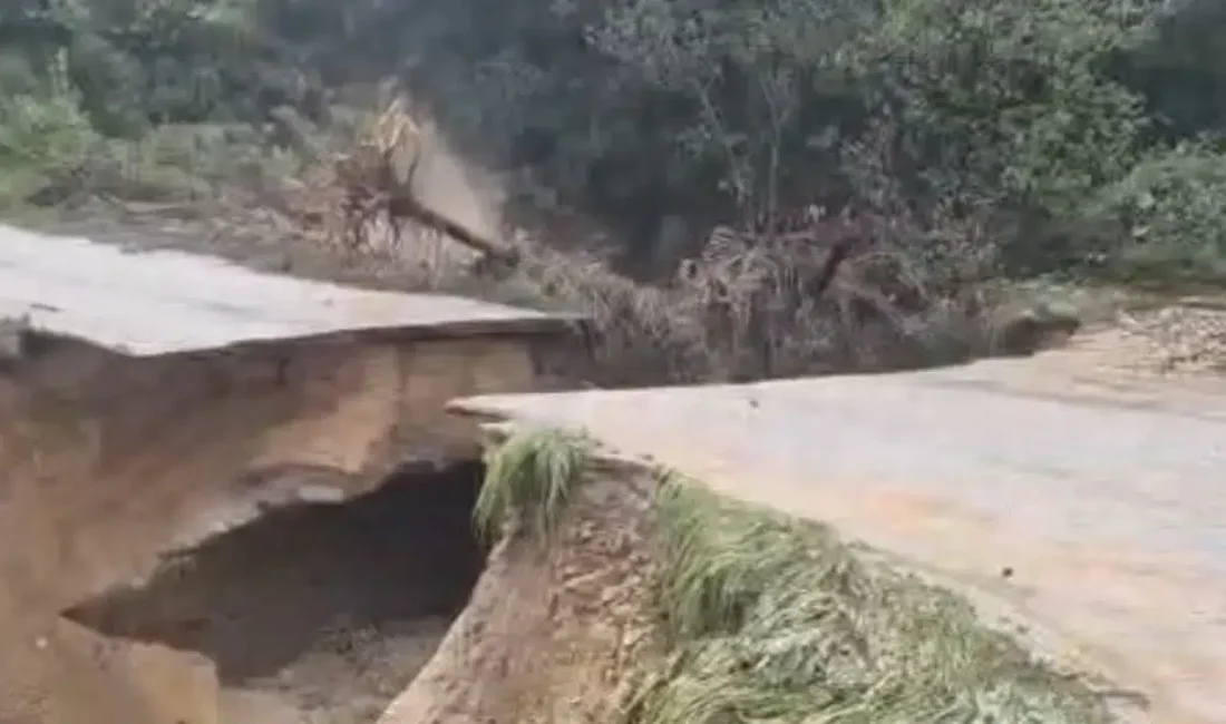 Meteoroloji Genel Müdürlüğü tarafından yapılan peş peşe uyarıların ardından Mersin’in