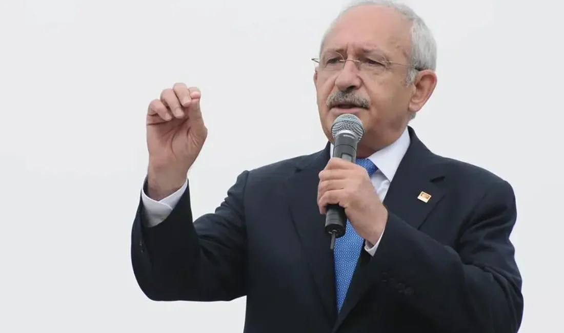 Cumhuriyet Halk Partisi’nde hareketli günler yaşanırken, eski Genel Başkan Kemal