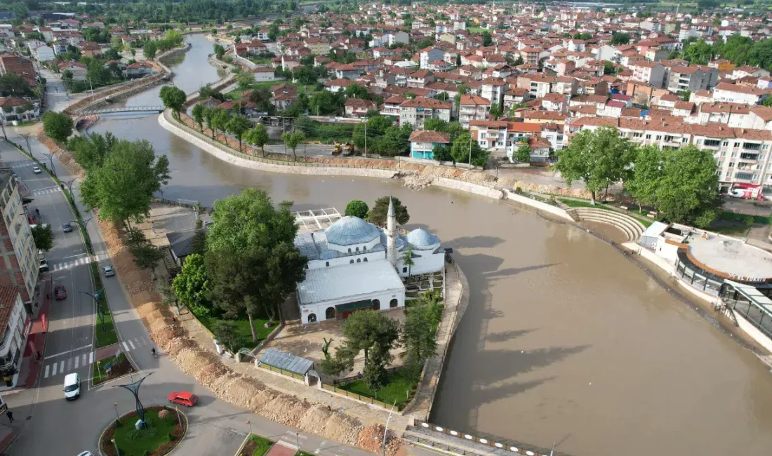 Tokat’ın Turhal ilçesinde beklenen olumsuz hava koşulları ve yükselen su