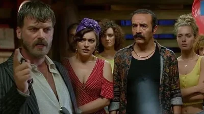 Türk sinemasının en sevilen serilerinden biri olan Organize İşler, “Organize