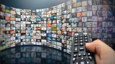 Ramazan Bayramı tatilinin başlamasıyla birlikte televizyon ekranlarında büyük bir hareketlilik
