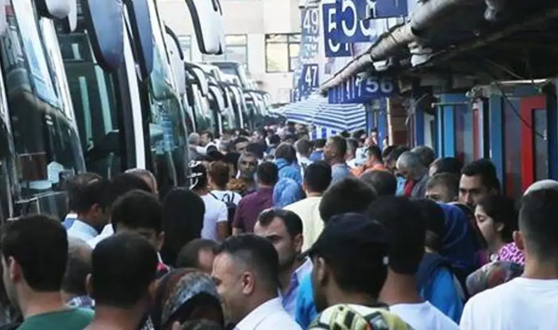 Kurban Bayramı tatiline sayılı günler kala şehirler arası otobüs terminallerinde