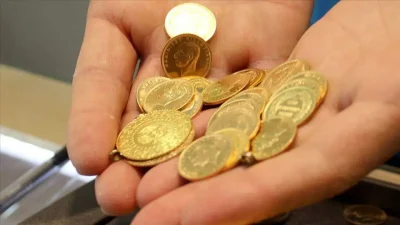 Gram altın fiyatlarında yaşanan beklenmedik geri çekilme piyasaları hareketlendirirken, Ocak