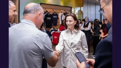 İş dünyasının en etkili isimlerinden biri olan Mehmet Ali Aydınlar’ın