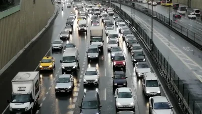 Kurban Bayramı tatilinin sona ermesiyle birlikte memleketlerinden ve tatil beldelerinden